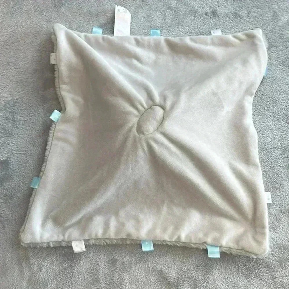 Grey elephant lovey cuddle  blanket with satin tabs - Picture 4 of 6